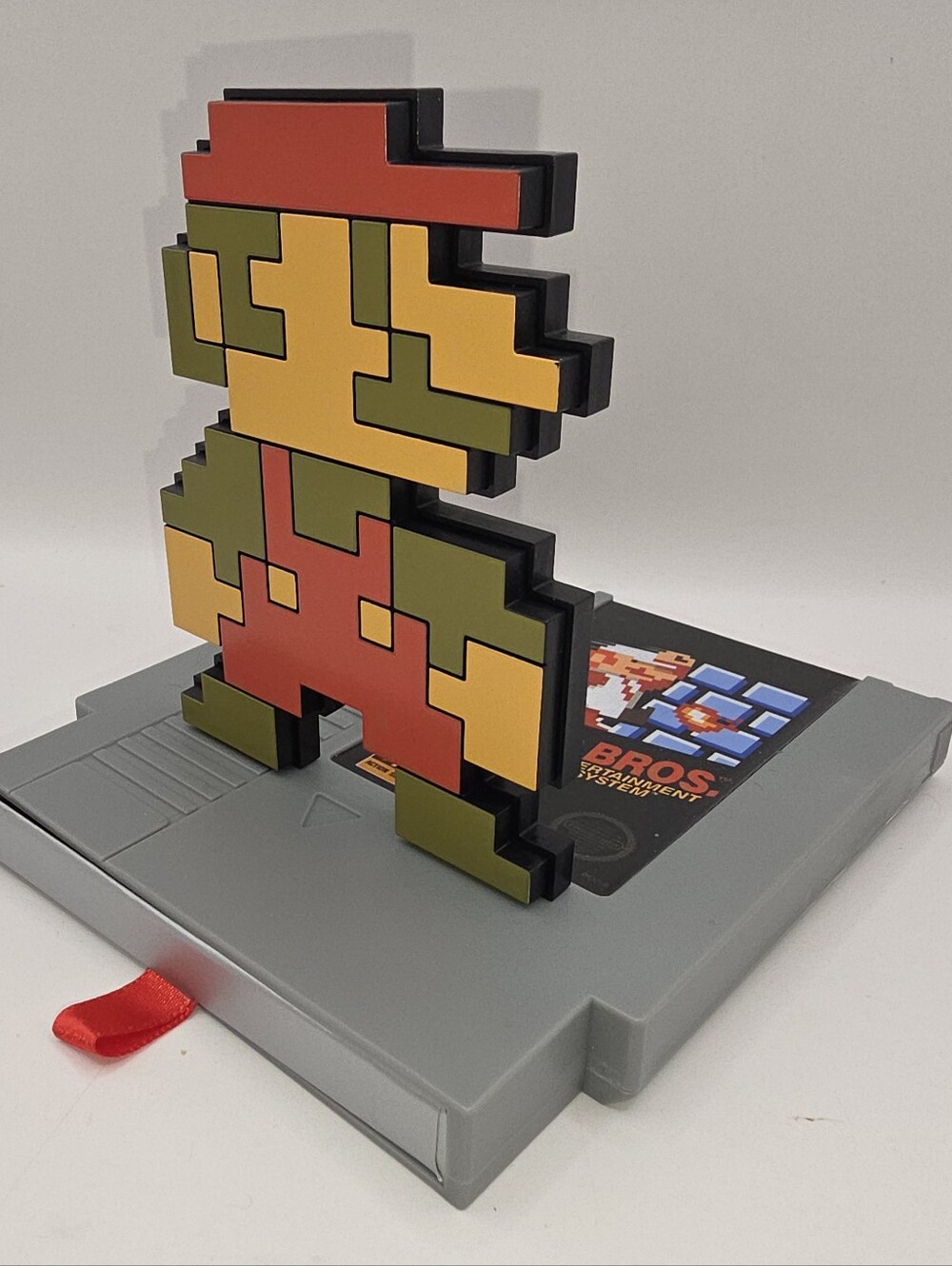 2021 CultureFly - Nintendo - NES Super Mario Bros Figure - Picture 1 of 6